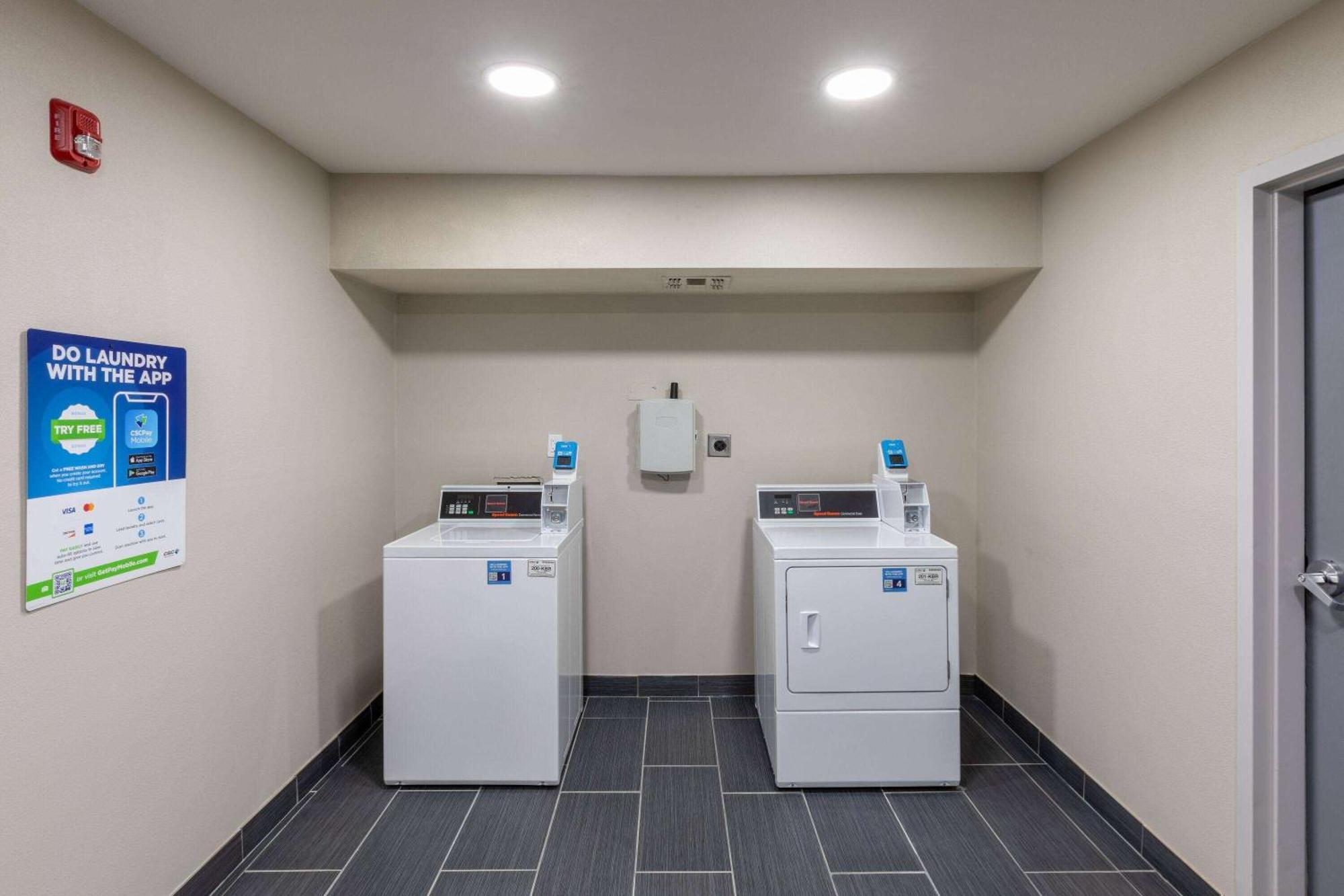 Microtel Inn & Suites By Wyndham Bossier City Exteriör bild