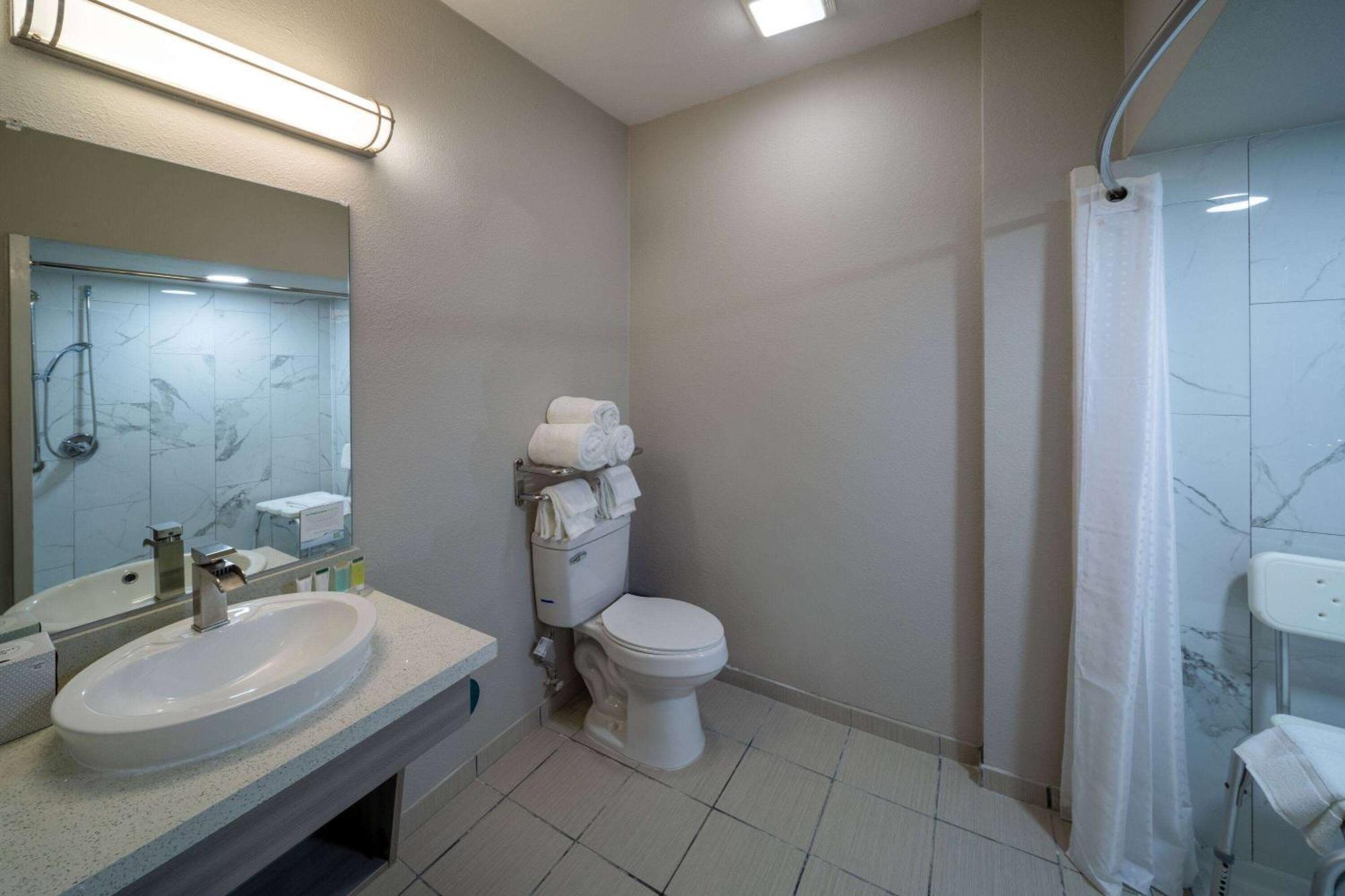 Microtel Inn & Suites By Wyndham Bossier City Exteriör bild