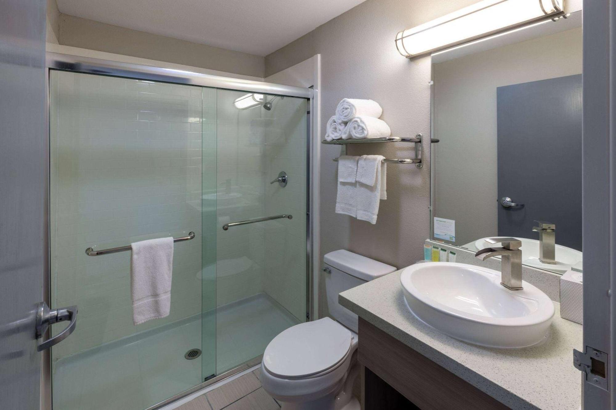 Microtel Inn & Suites By Wyndham Bossier City Exteriör bild