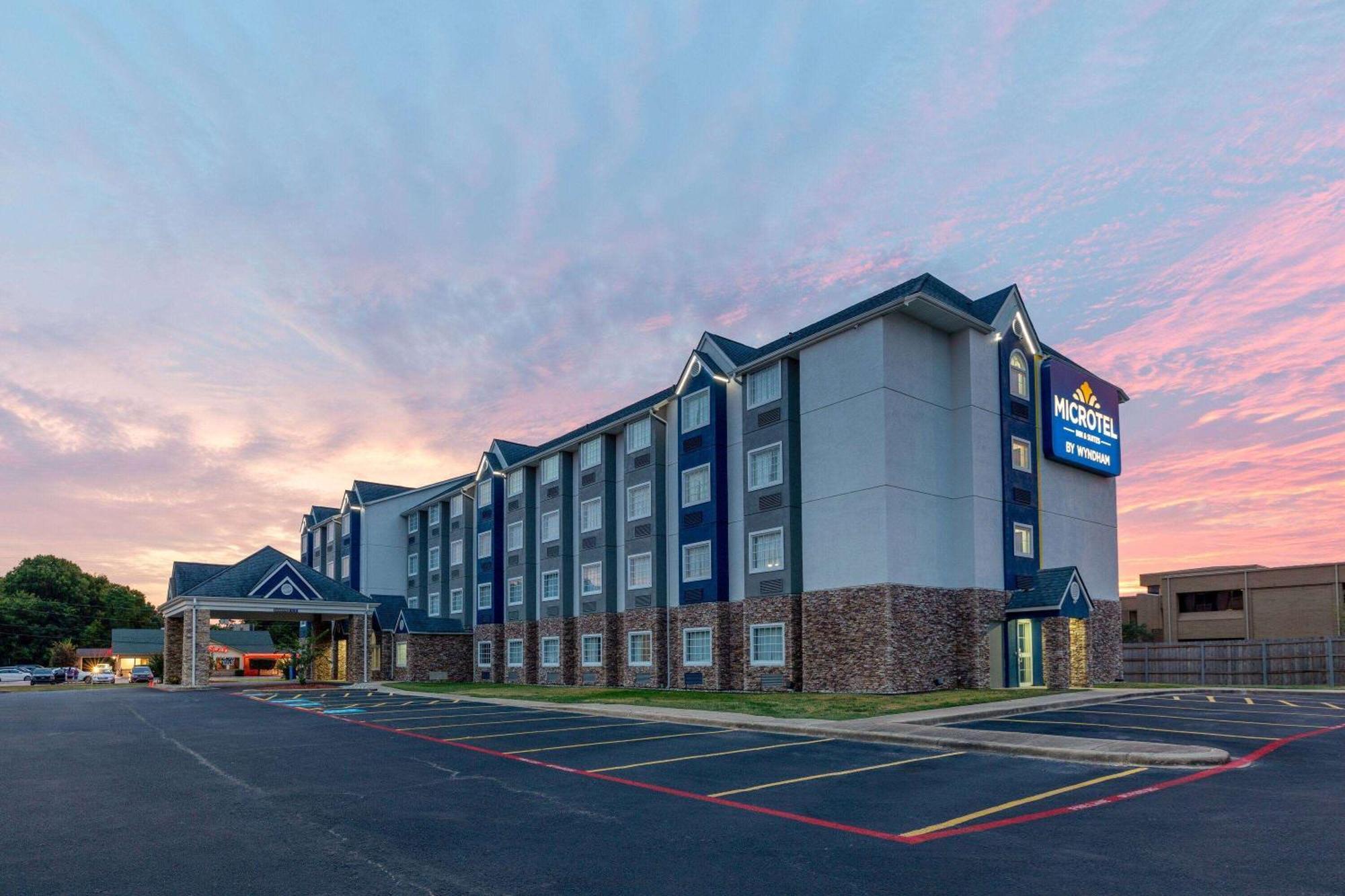 Microtel Inn & Suites By Wyndham Bossier City Exteriör bild