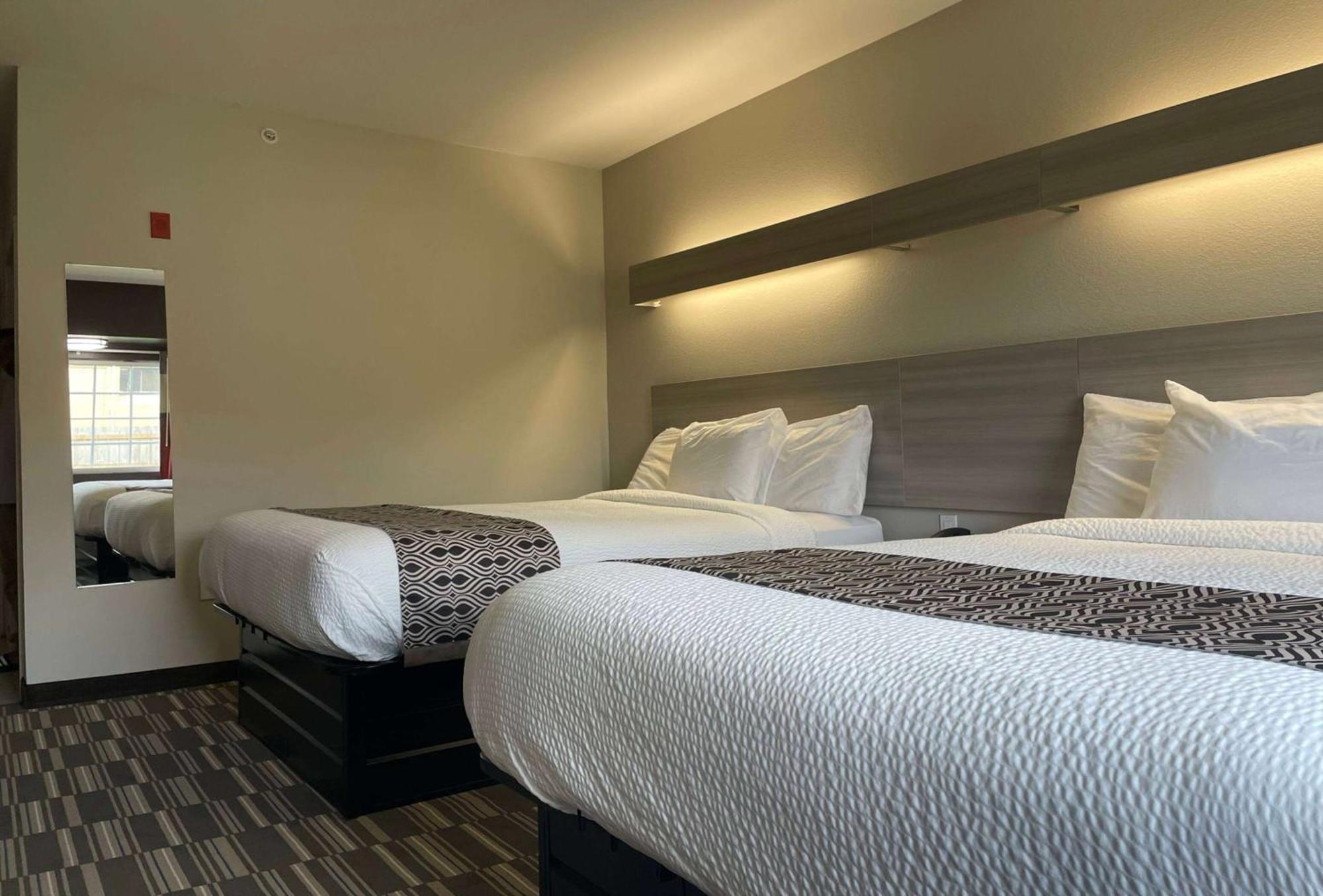 Microtel Inn & Suites By Wyndham Bossier City Exteriör bild