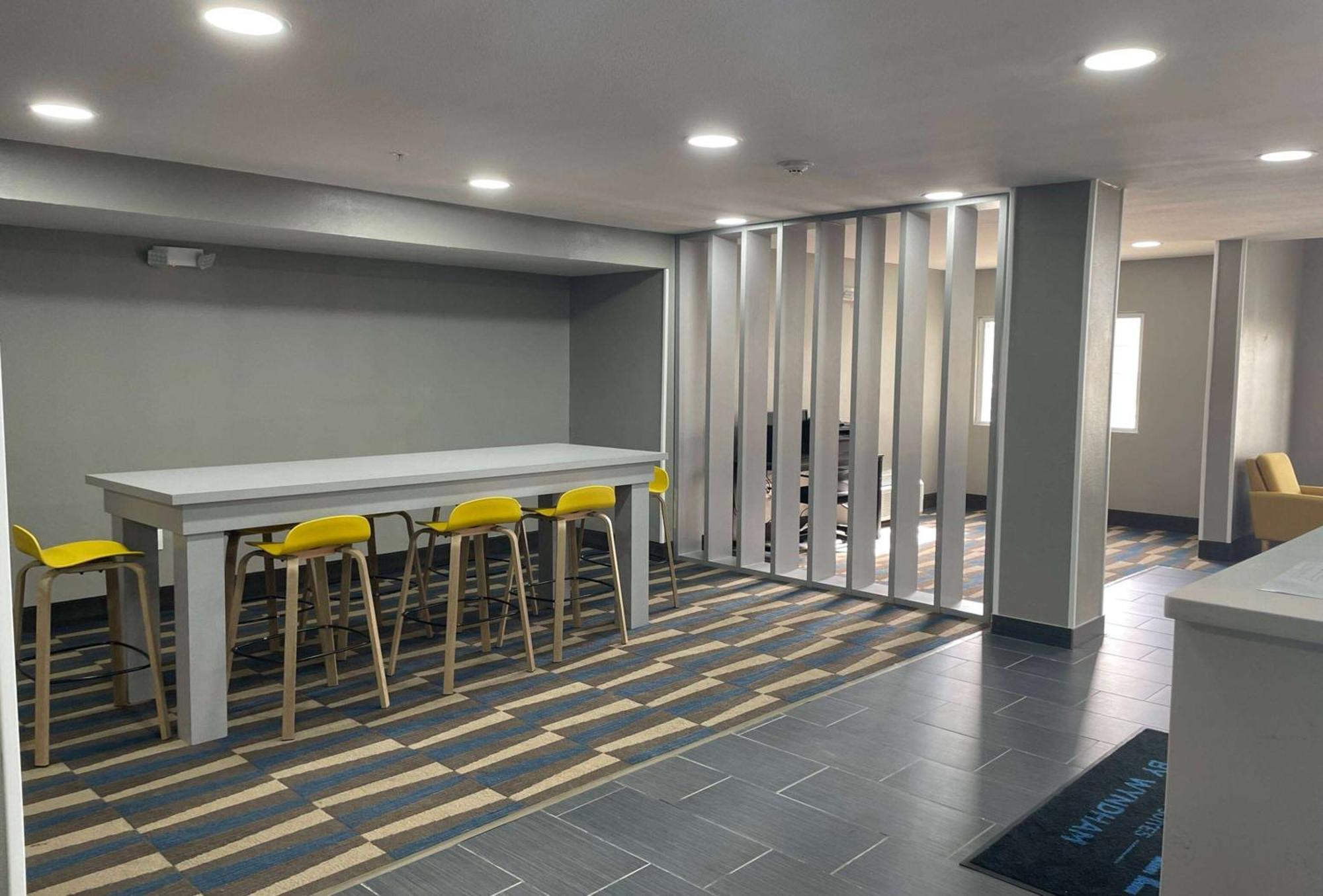 Microtel Inn & Suites By Wyndham Bossier City Exteriör bild