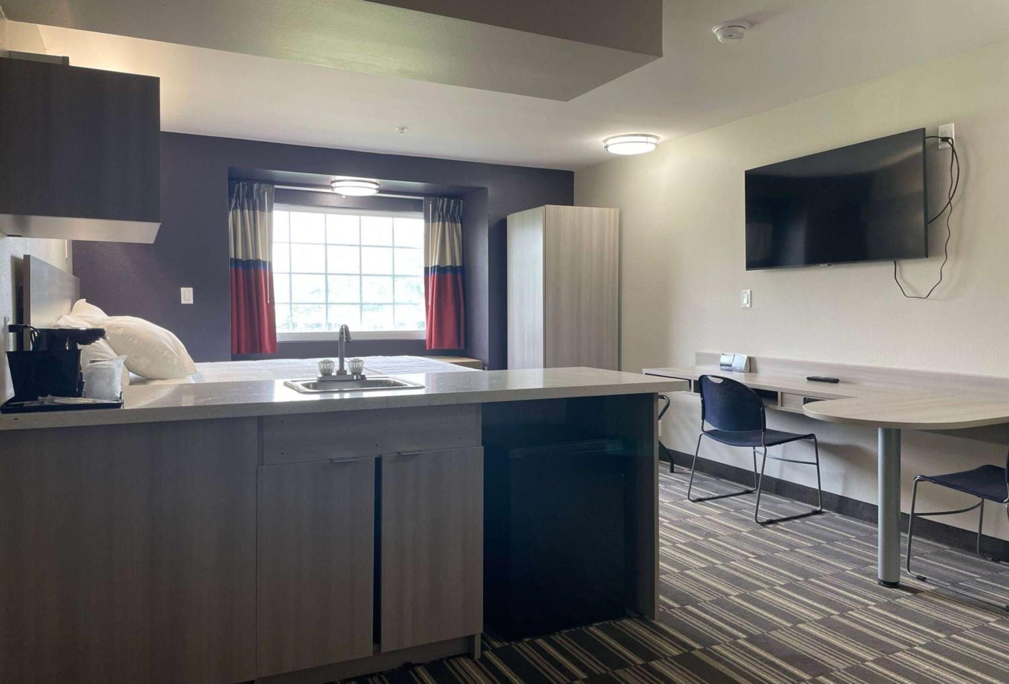 Microtel Inn & Suites By Wyndham Bossier City Exteriör bild