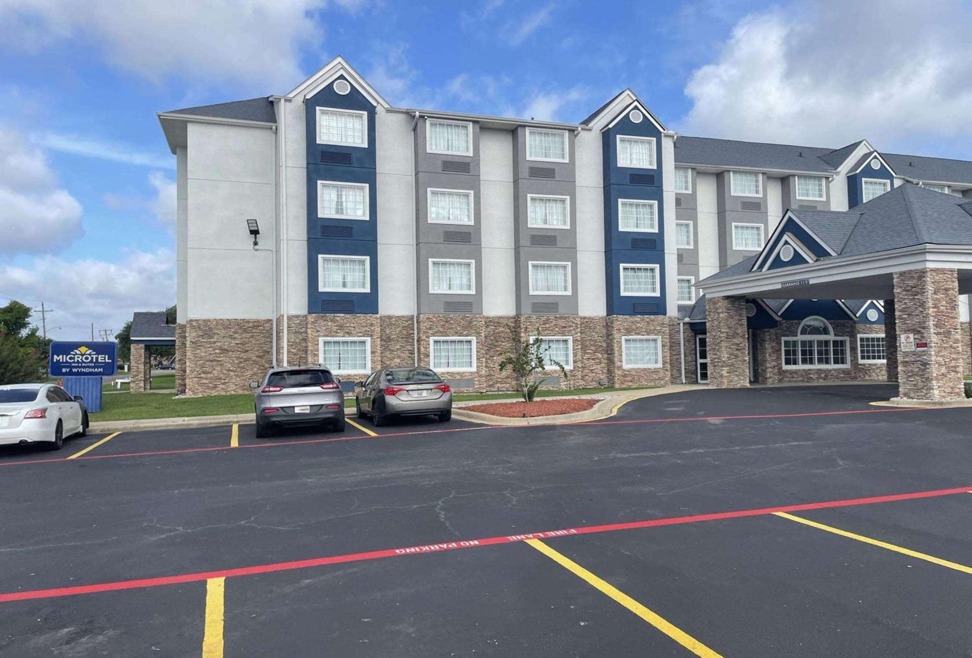 Microtel Inn & Suites By Wyndham Bossier City Exteriör bild