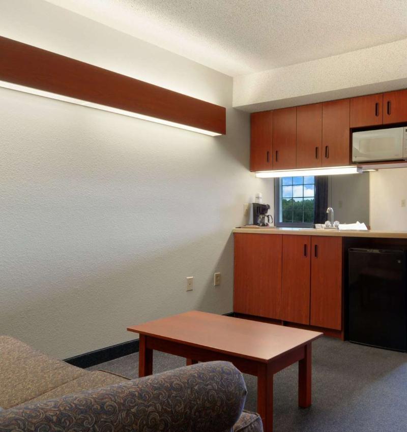 Microtel Inn & Suites By Wyndham Bossier City Exteriör bild